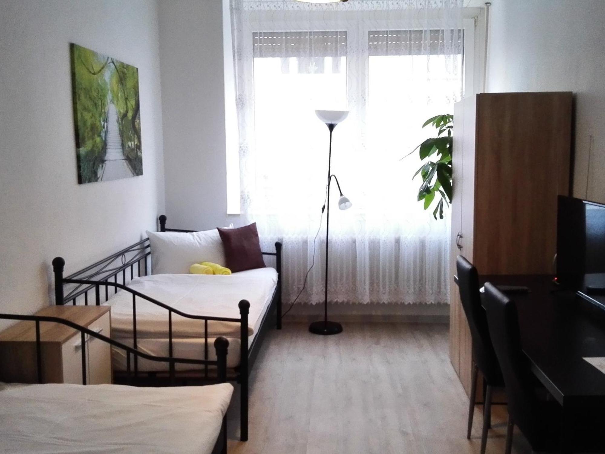 Sultania's Melanchthon Hotel Nuremberg Ruang foto